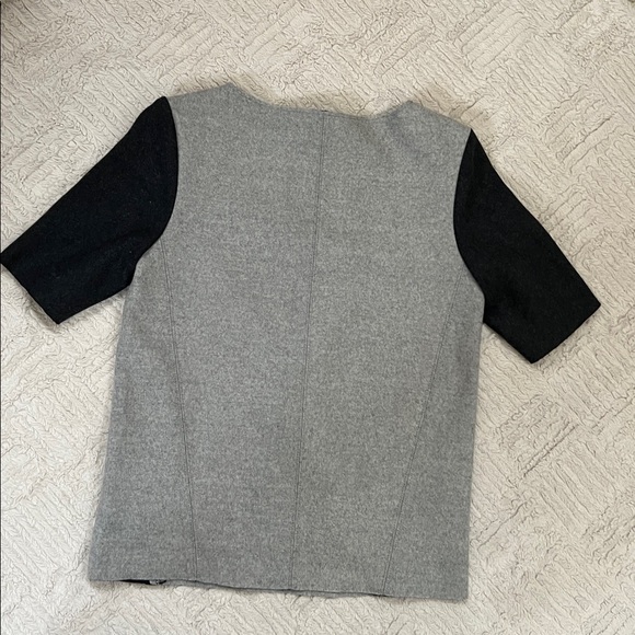 Helmut Lang wool blend half sleeve grey colorblock sweater pullover top, Size P - Picture 11 of 15